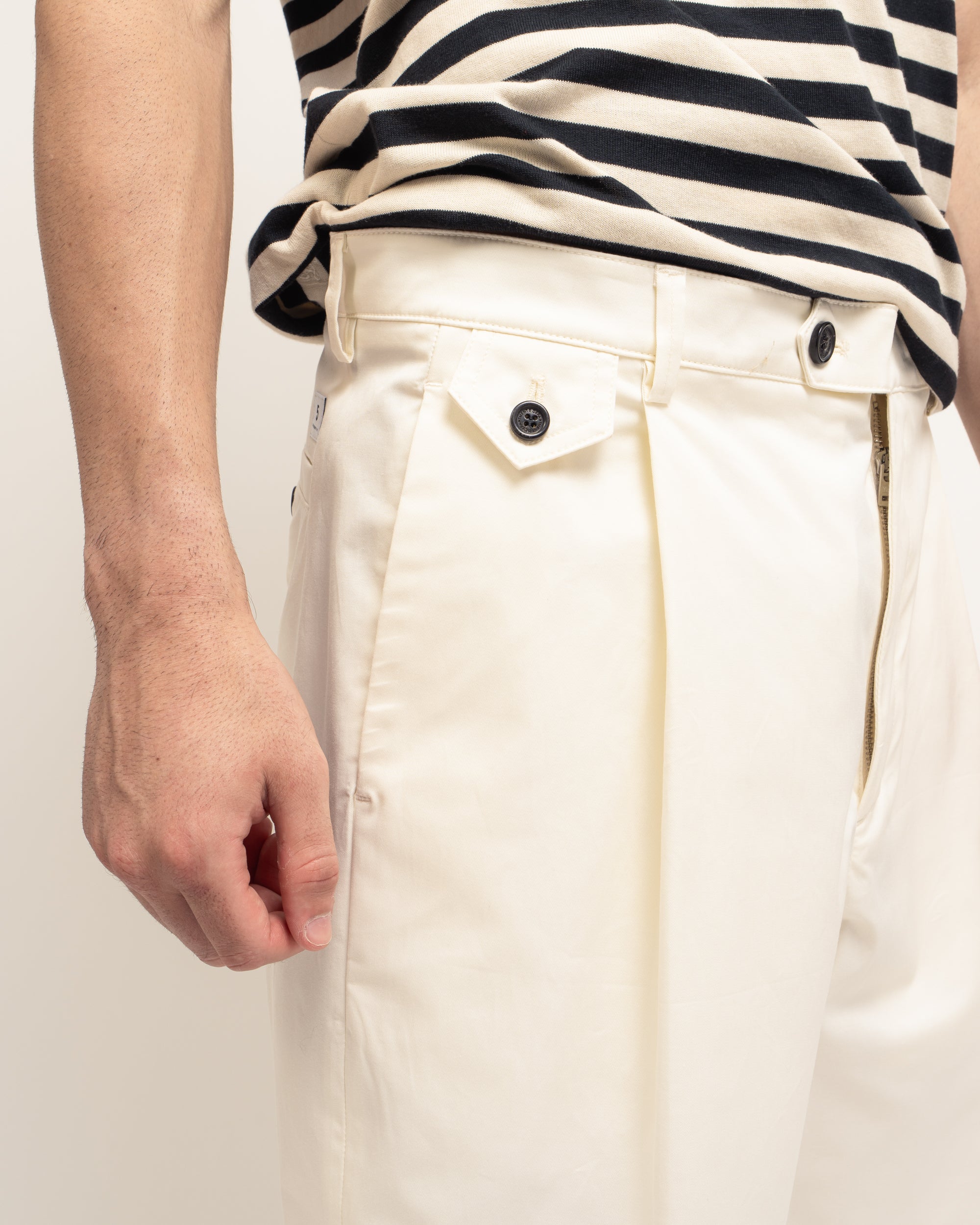 Rushen pleated trousers